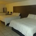 Plaza Motel